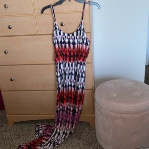 Beautiful comfortable maxi dress size M. Maurices